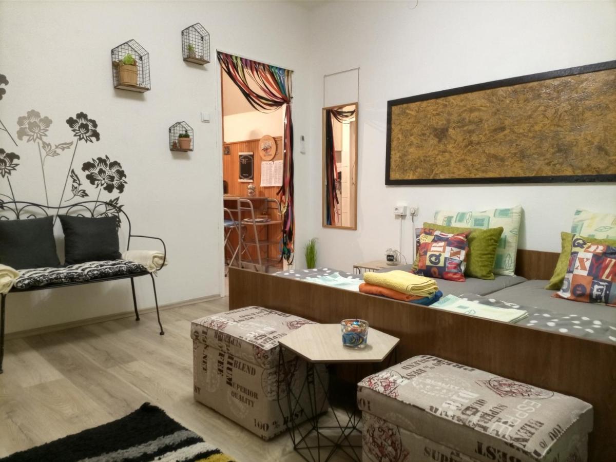 Studio Apartment Corner Fiume Esterno foto